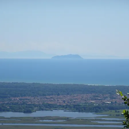 La Sirena Villa Luciano